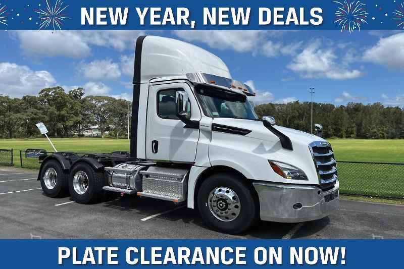 2023 Freightliner Cascadia 126