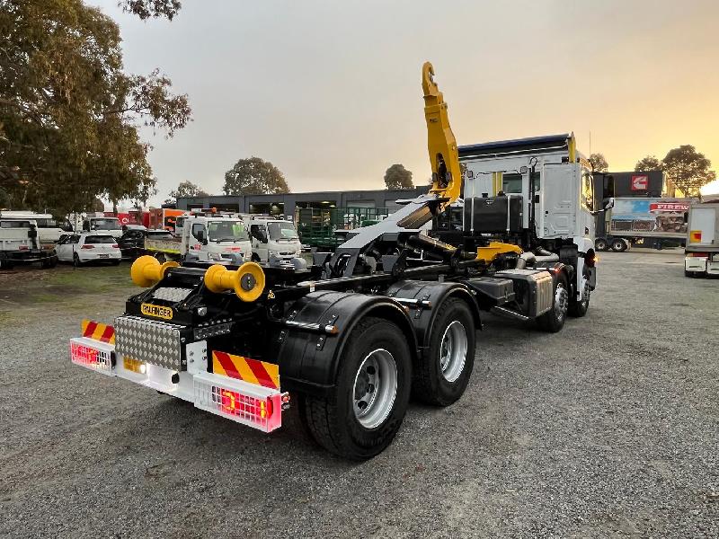 2024 Mercedes-Benz Arocs 3246 