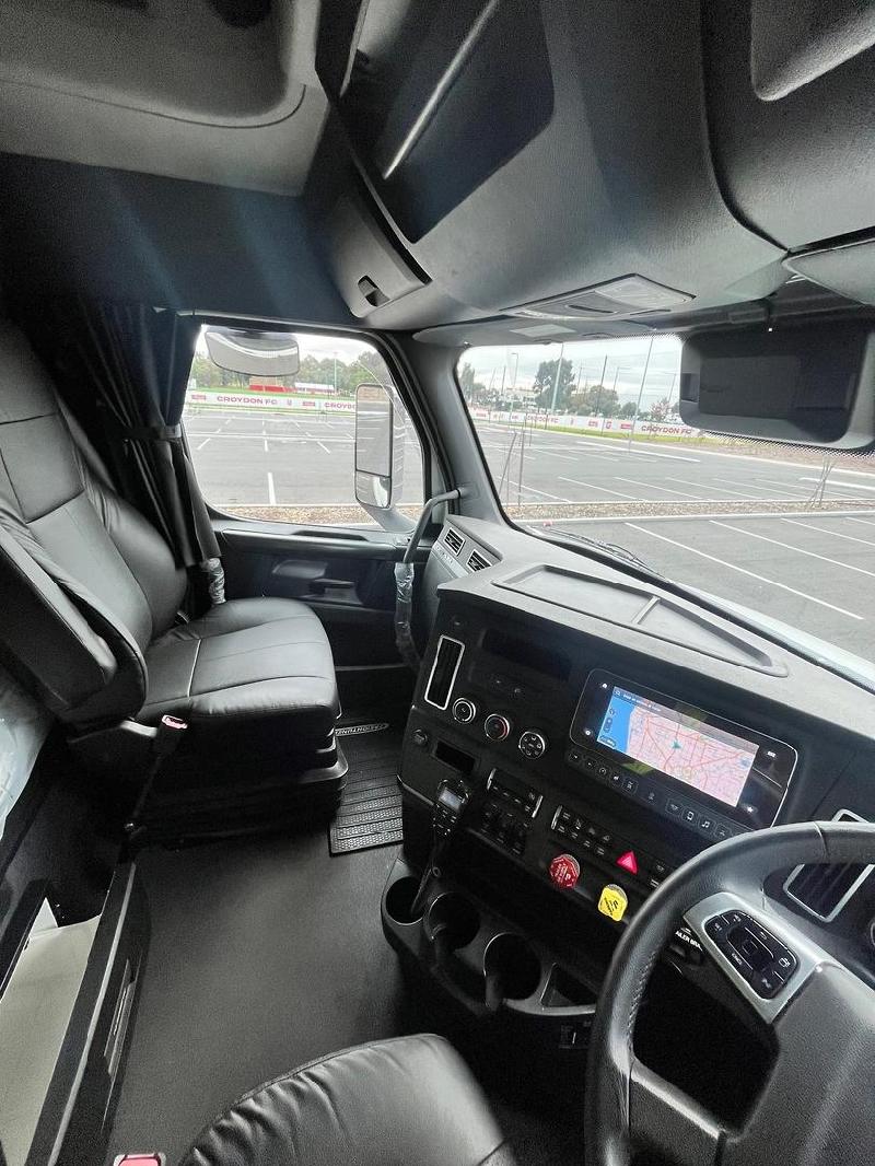 2023 Freightliner Cascadia 116 