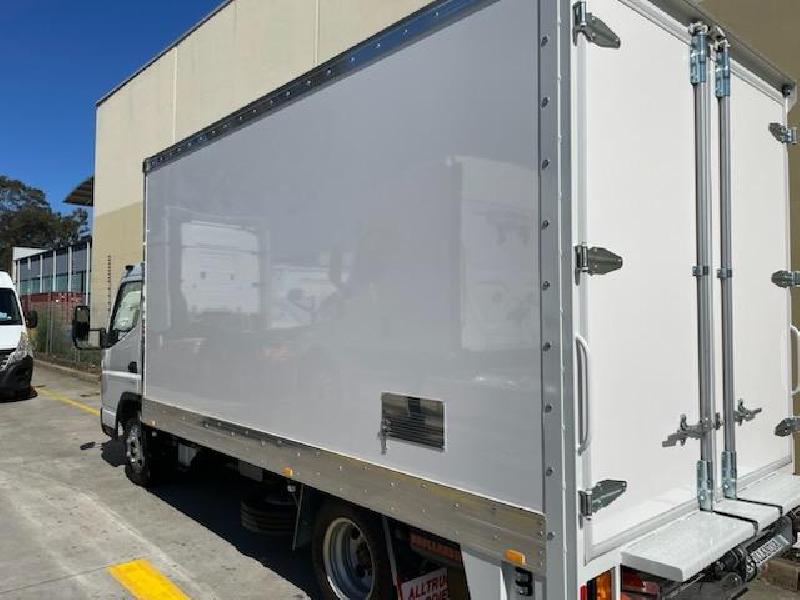 2024 Fuso CANTER 515 Canter 515 Pantech Car Licence 