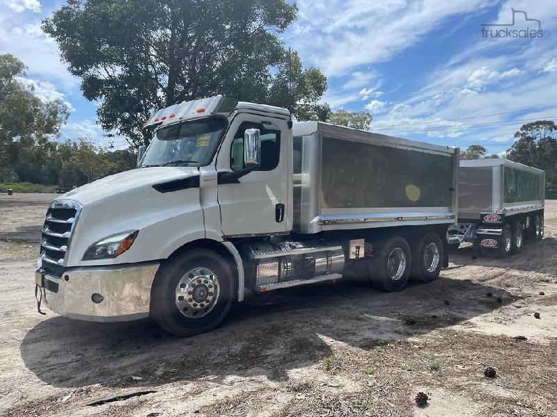 2023 Freightliner Cascadia 116 Tipper 