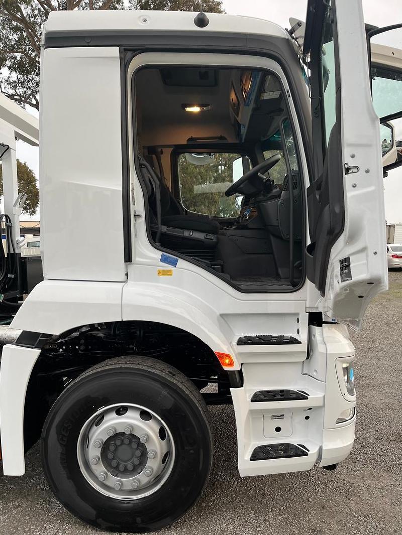 2024 Mercedes-Benz Arocs 3246 | Daimler Trucks Dandenong