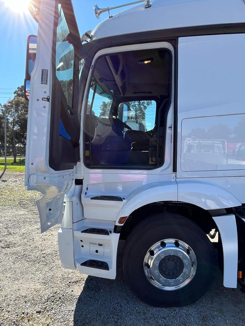 2023 Mercedes-Benz Actros 2663 