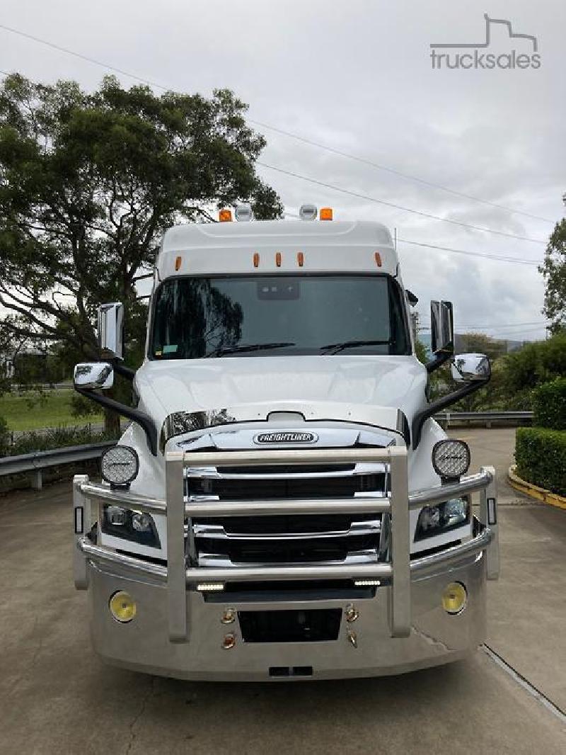 2023 Freightliner Cascadia 116 