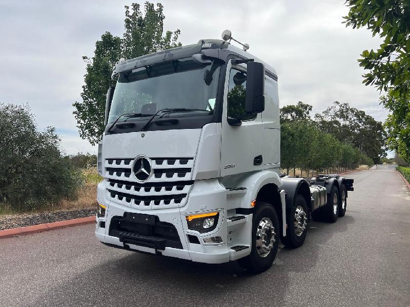 2023 Mercedes-Benz Arocs 3253 