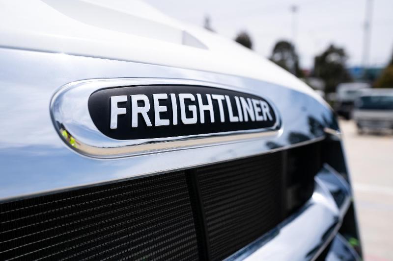 2023 Freightliner Cascadia 116 