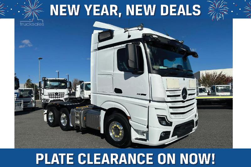 2023 Mercedes-Benz Actros 2658