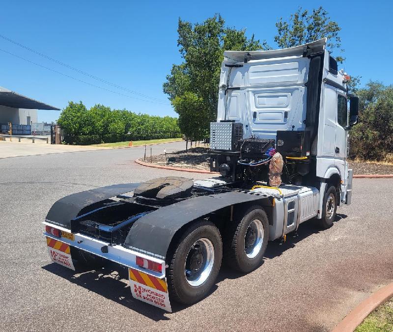 2018 Mercedes-Benz Actros 2763LS 