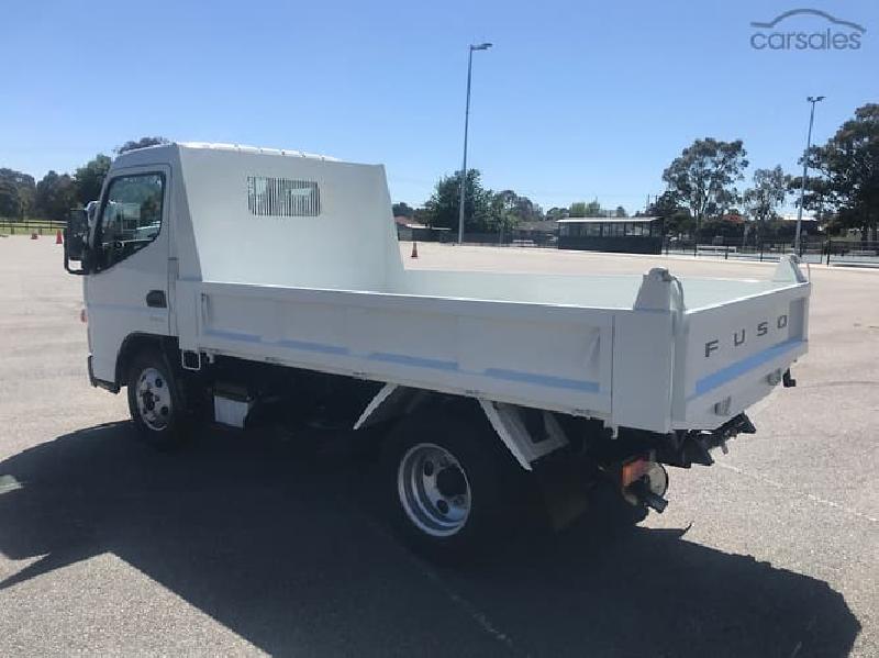 2024 Fuso CANTER 615 MANUAL FACTORY TIPPER 