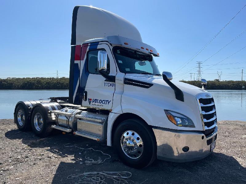 2023 Freightliner Cascadia 126 