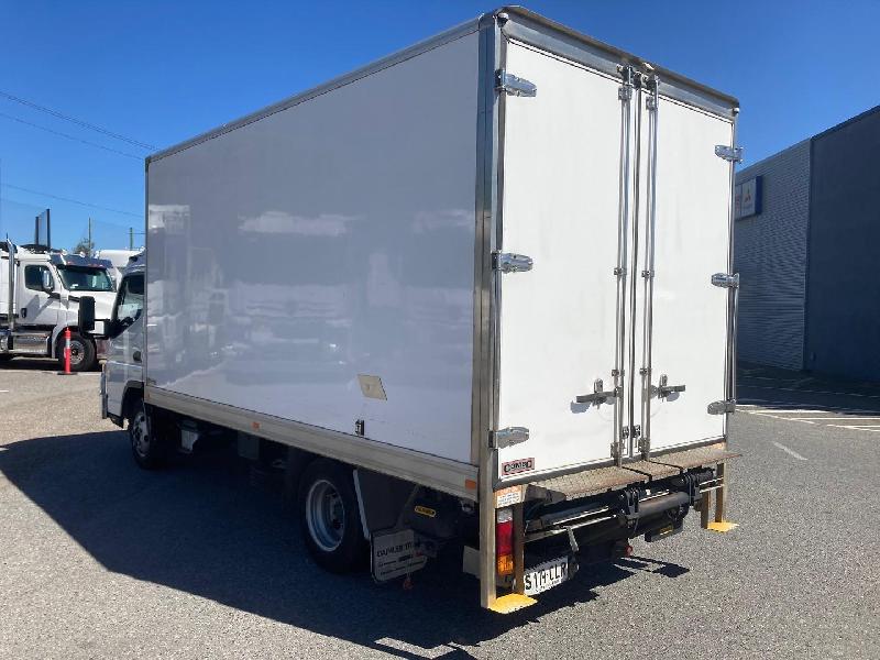 2021 Fuso CANTER 515 515 