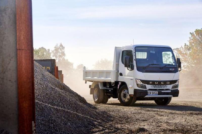 2024 Fuso CANTER 615 