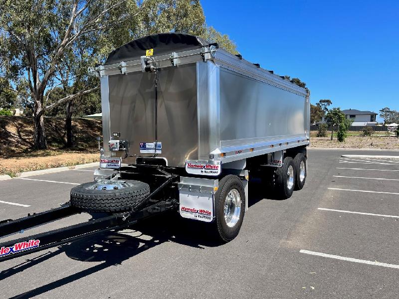 2023 Freightliner Cascadia 116 Tipper 