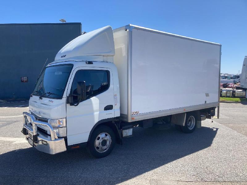 2021 Fuso CANTER 515 515 