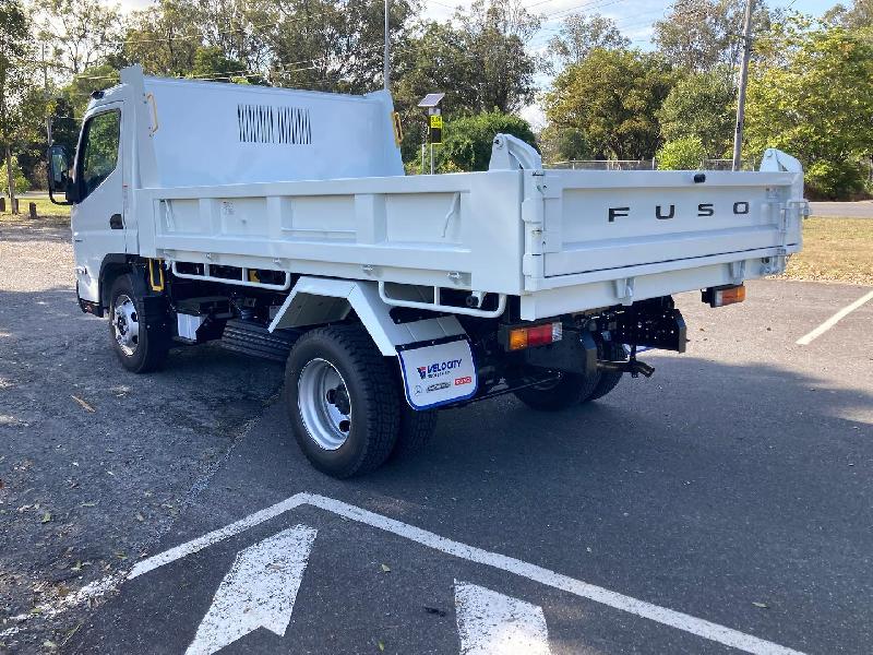 2024 Fuso Canter 815 