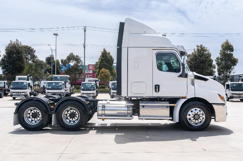 2023 Freightliner Cascadia 116 