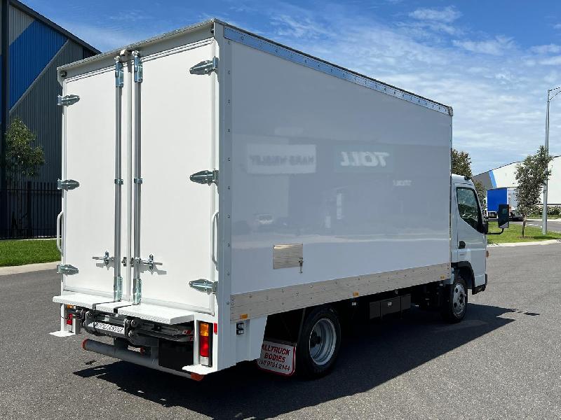 2023 Fuso Canter 515 