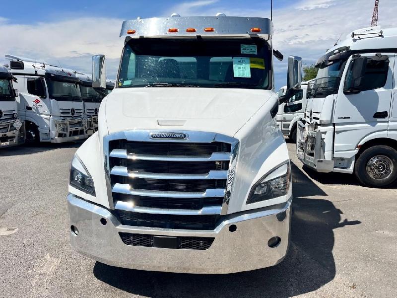 2023 Freightliner Cascadia 116 Tipper 