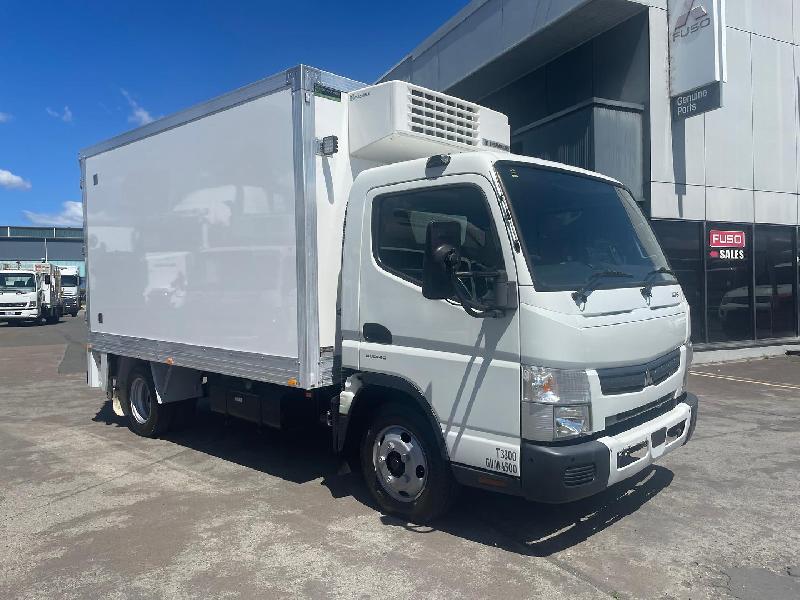 2021 Fuso CANTER 515 