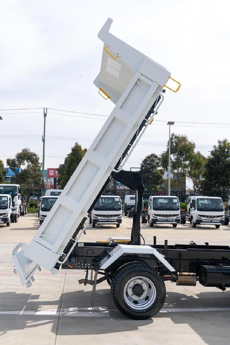 2024 Fuso Canter 815 WIDE CAB TIPPER MANUAL 