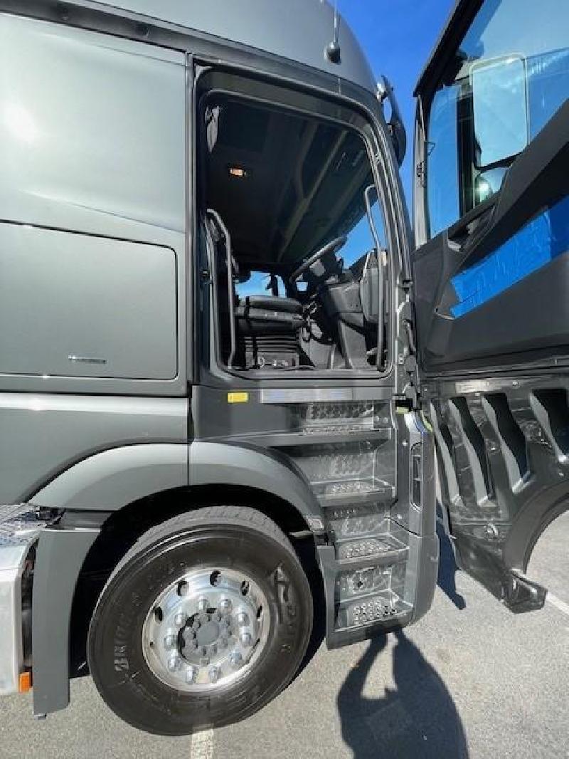 2023 Mercedes Benz Actros Giga Space 