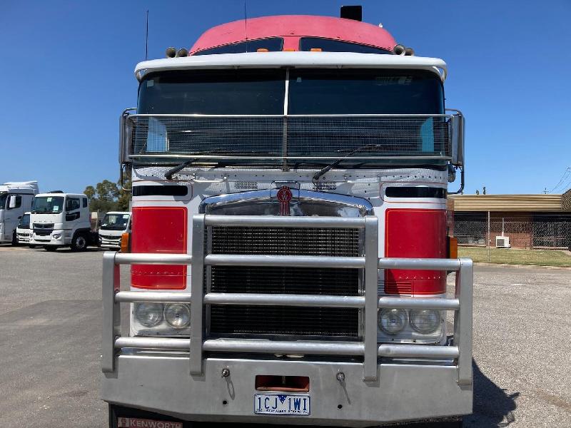 2002 Kenworth K104 Aerodyne 