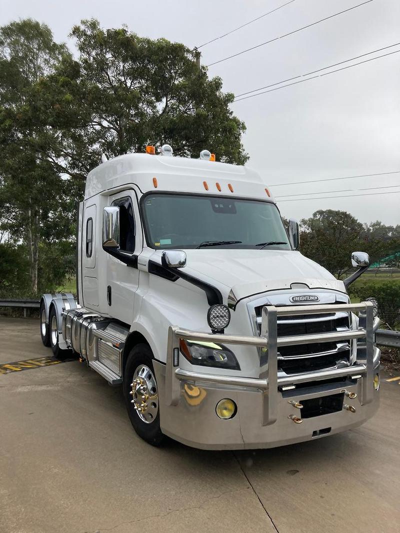 2023 Freightliner Cascadia 116 