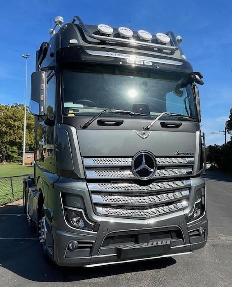 2023 Mercedes Benz Actros Giga Space 