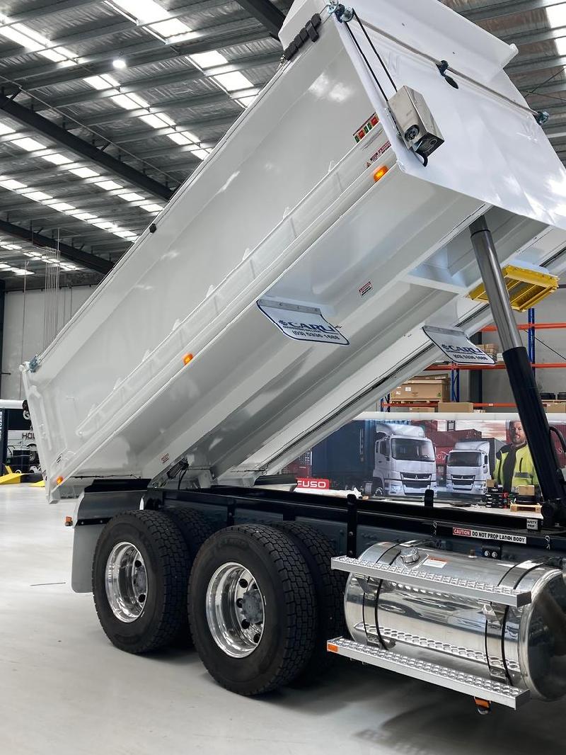 2023 Freightliner Cascadia 116 Tipper 