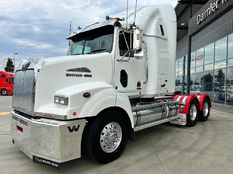 2018 Western Star 5800 Series 5864SS 