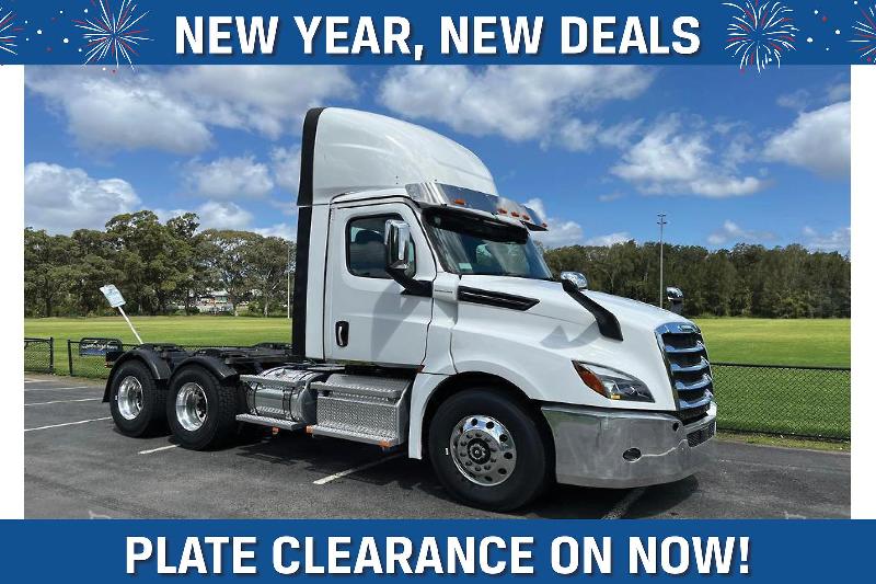 2023 Freightliner Cascadia 126