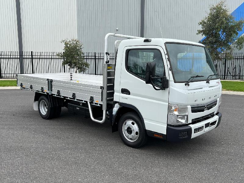 2023 Fuso Canter 515 