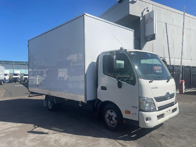 2020 Hino 300 616 