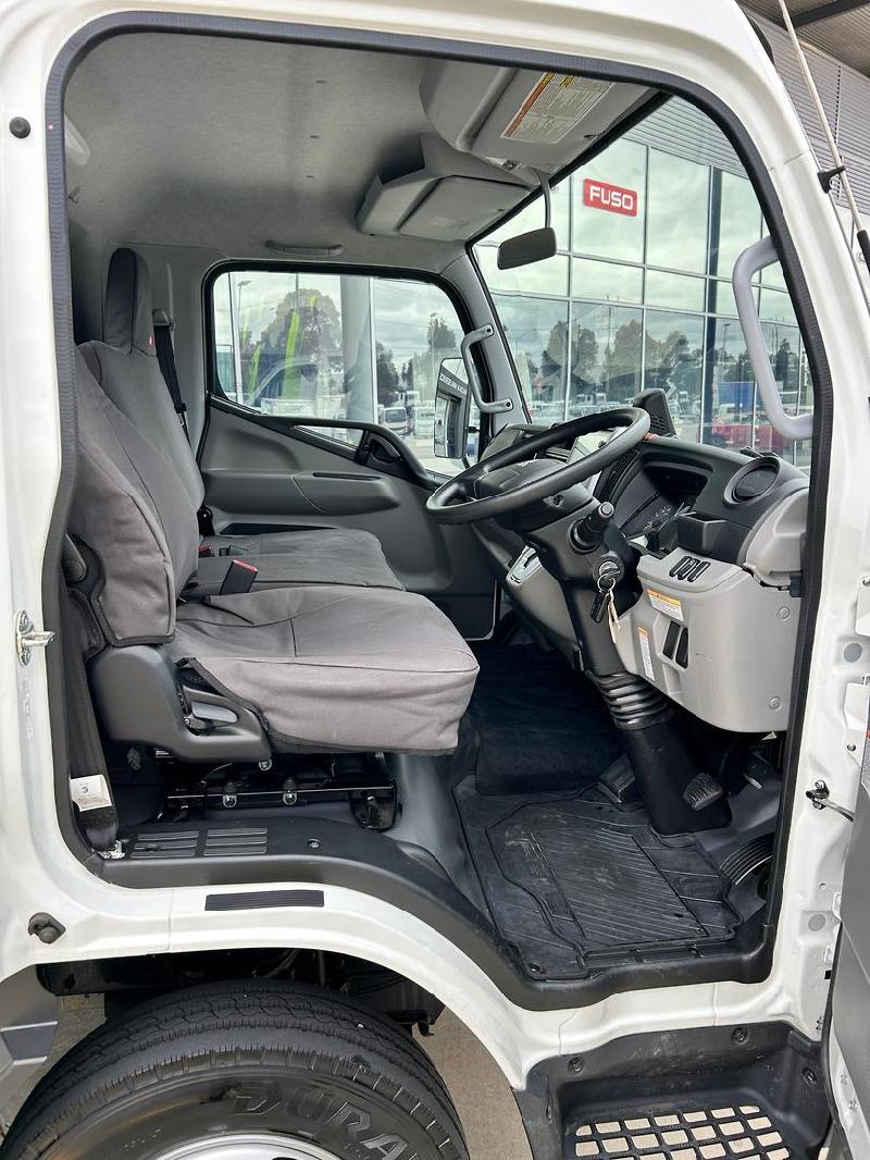 2024 Fuso Canter 515 