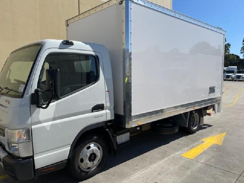 2024 Fuso CANTER 515 Canter 515 Pantech Car Licence 