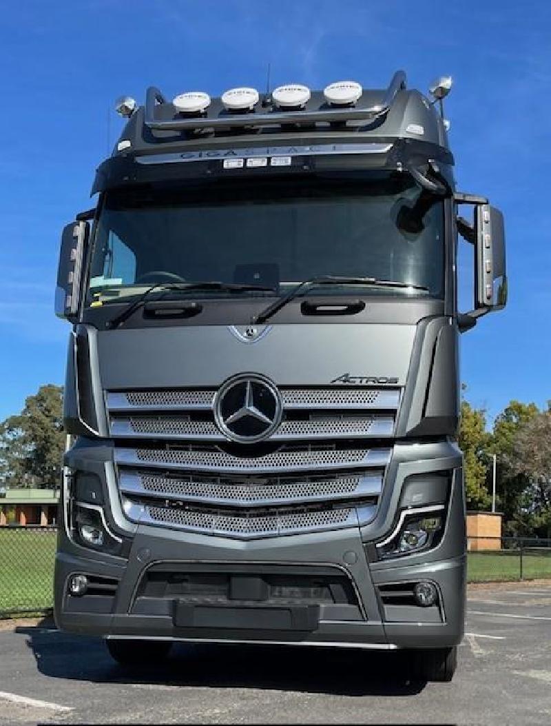 2023 Mercedes Benz Actros Giga Space 