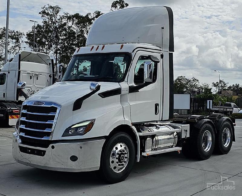 2023 Freightliner Cascadia 116 