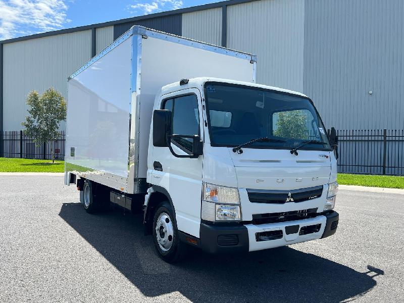 2023 Fuso Canter 515 