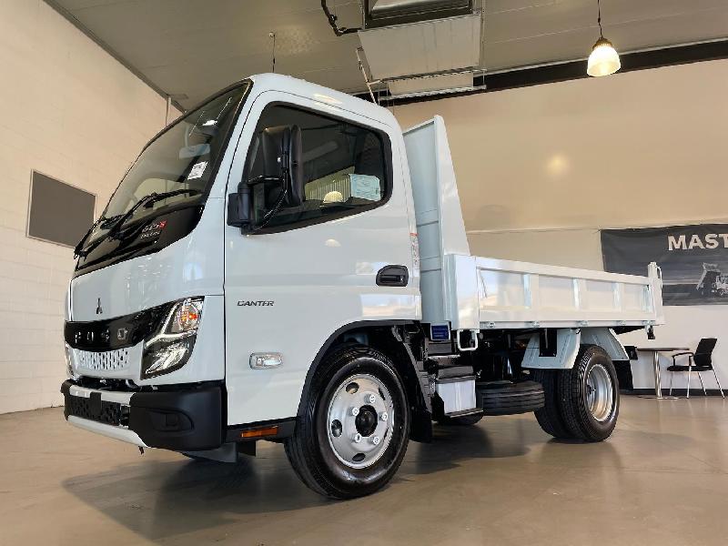 2024 Fuso CANTER 615 