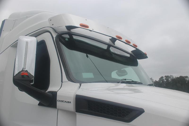 2024 Freightliner Cascadia 116 