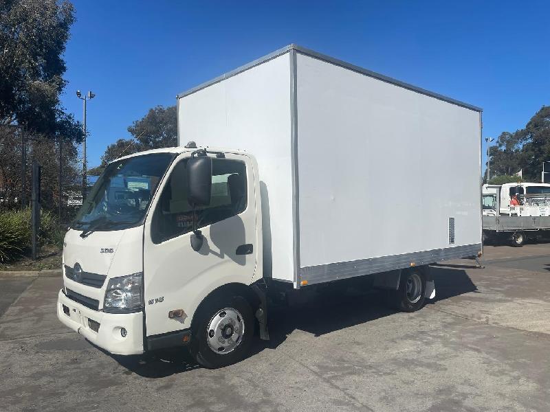 2020 Hino 300 616 