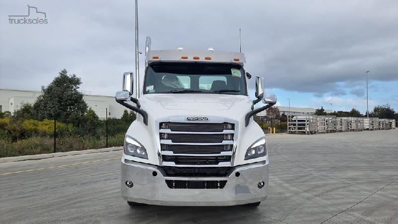 2024 Freightliner Cascadia 116 Tipper 