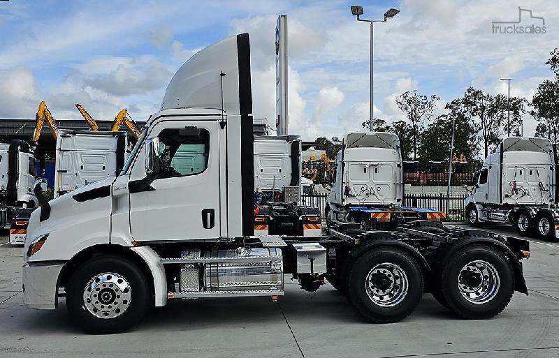 2023 Freightliner Cascadia 116 