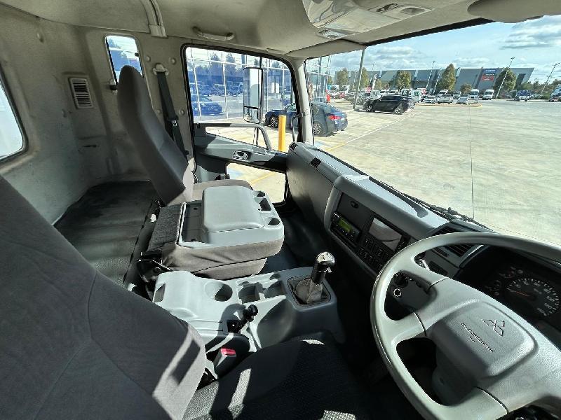 2014 Fuso Fighter 2427 