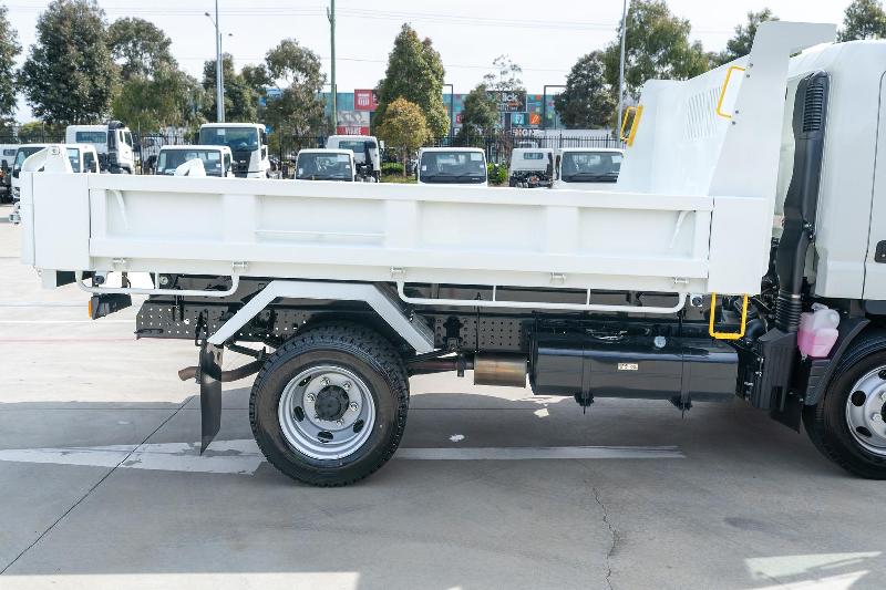 2024 Fuso Canter 815 Tipper 