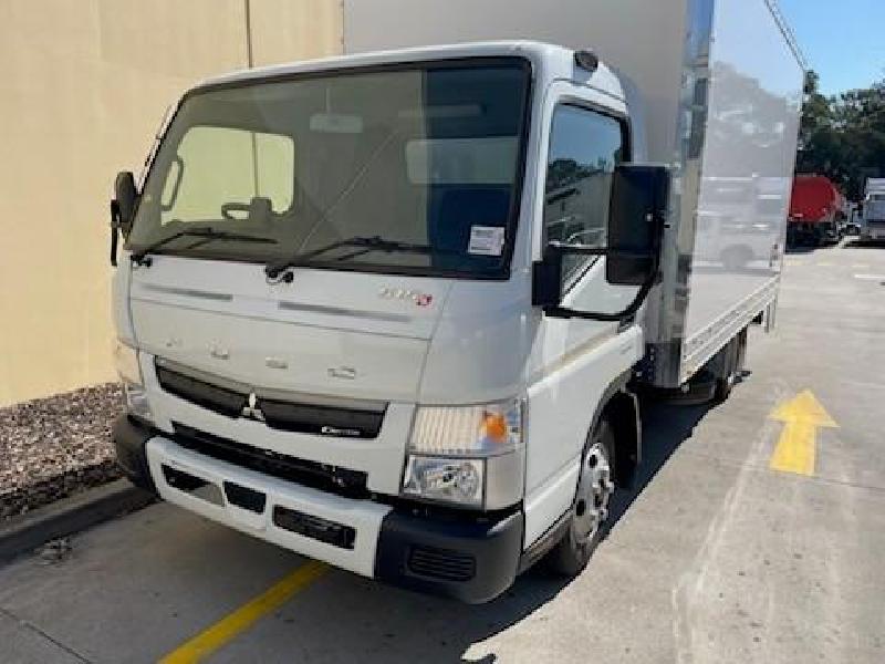 2024 Fuso CANTER 515 Canter 515 Pantech Car Licence 