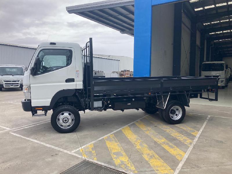 2023 Fuso Canter 4X4 