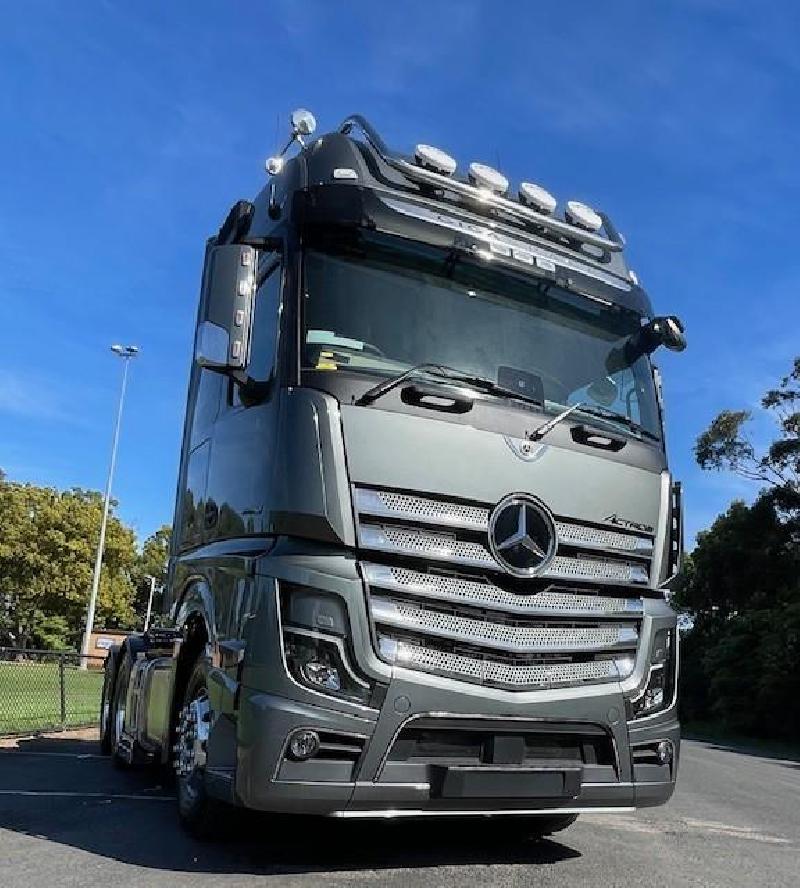 2023 Mercedes Benz Actros Giga Space 