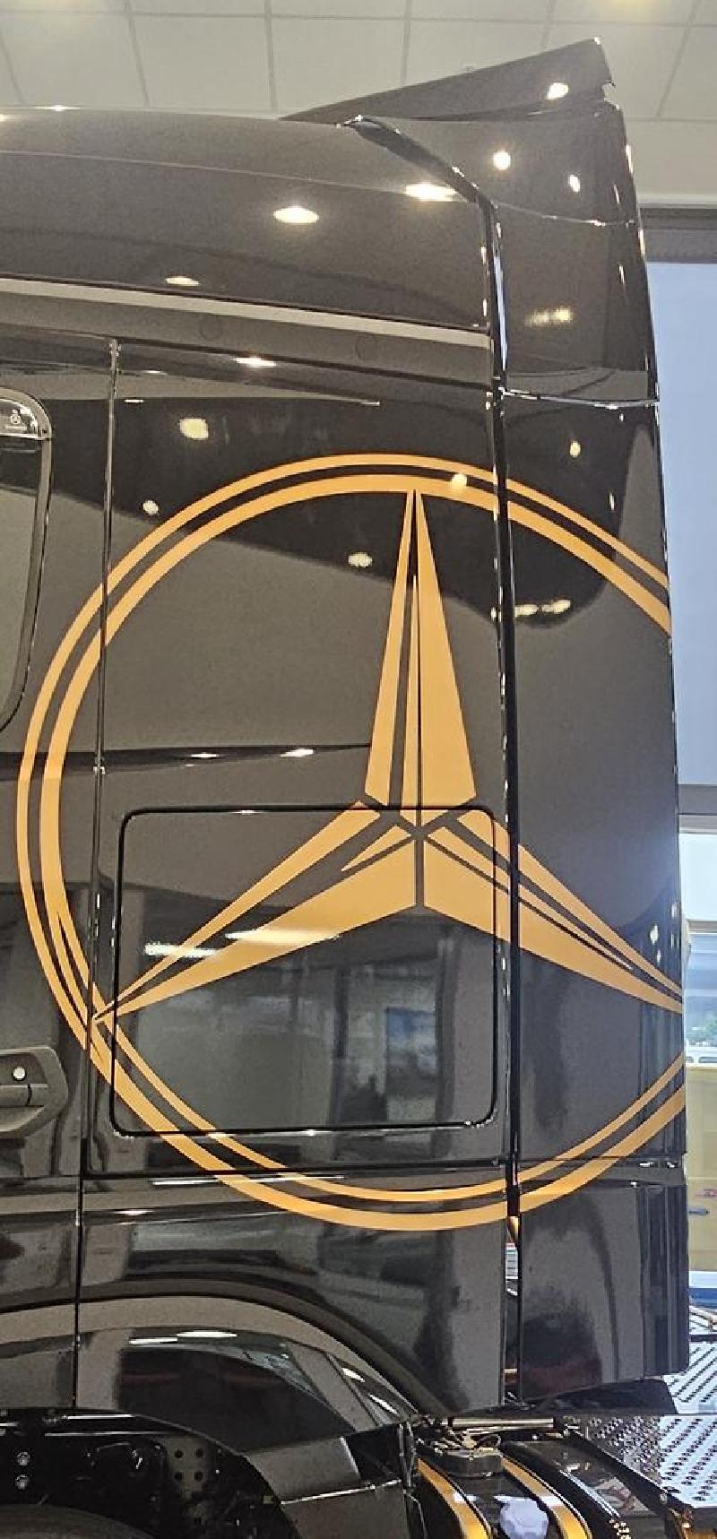 2024 Mercedes-Benz 2663 Actros Gold Edition 