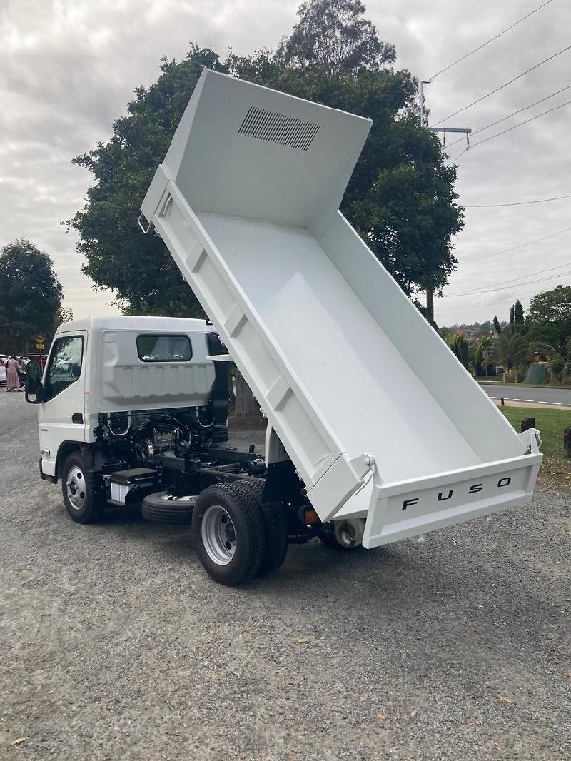 2024 Fuso Canter 615 Tipper 